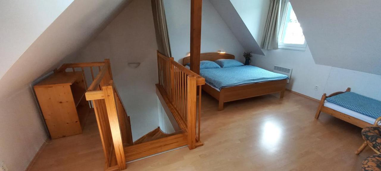 Horni Misecky Apartman E25 U Sjezdovky, Max 6 Osob Exterior photo