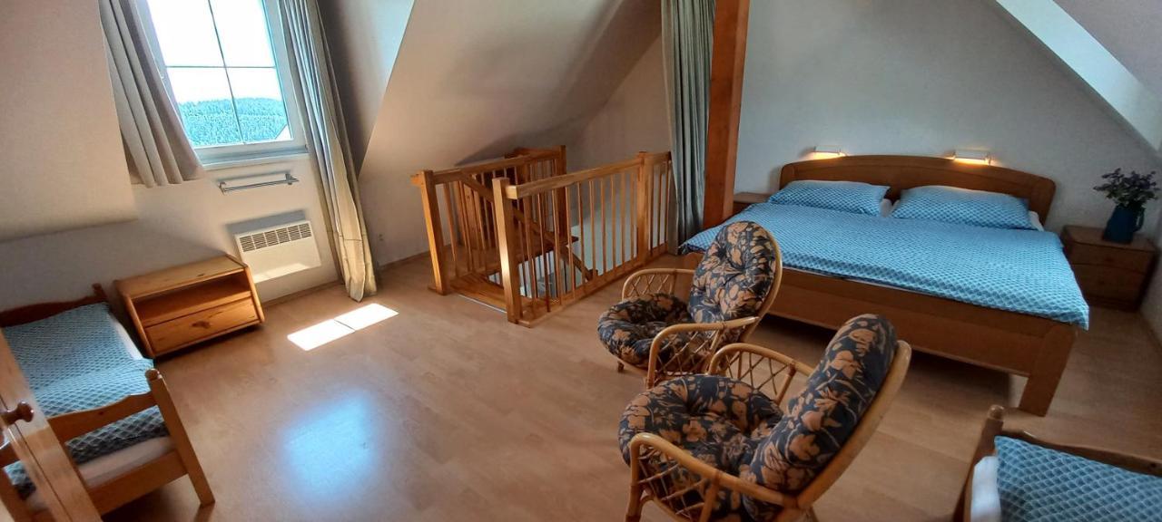 Horni Misecky Apartman E25 U Sjezdovky, Max 6 Osob Exterior photo